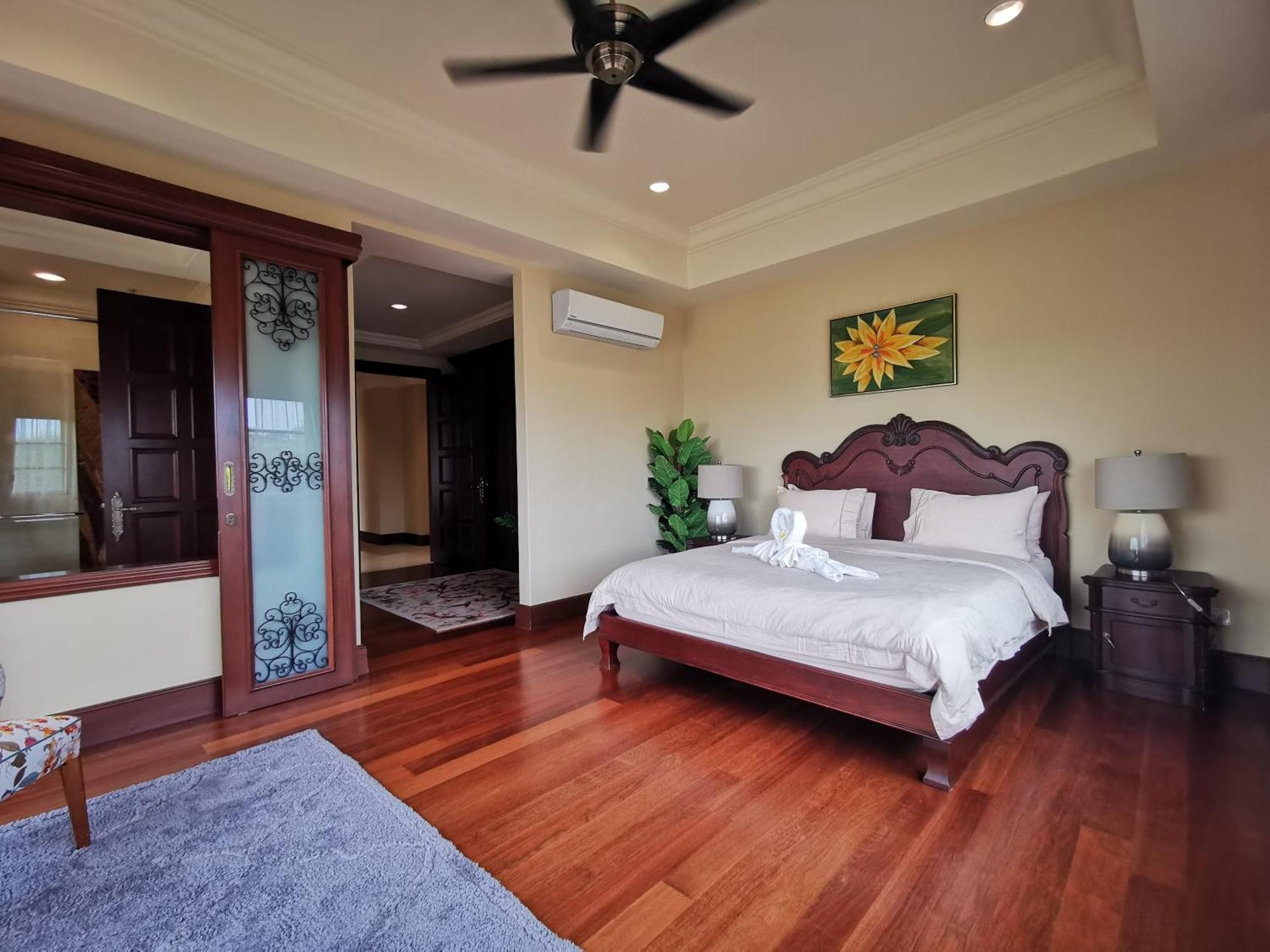 Casa Del Rio Residences Malacca Екстериор снимка